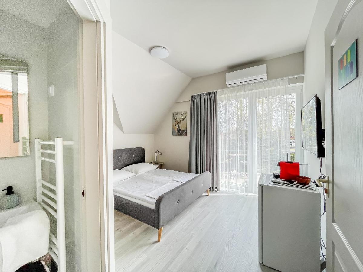 Villa 21 Boutique Rooms Balatonalmadi Luaran gambar