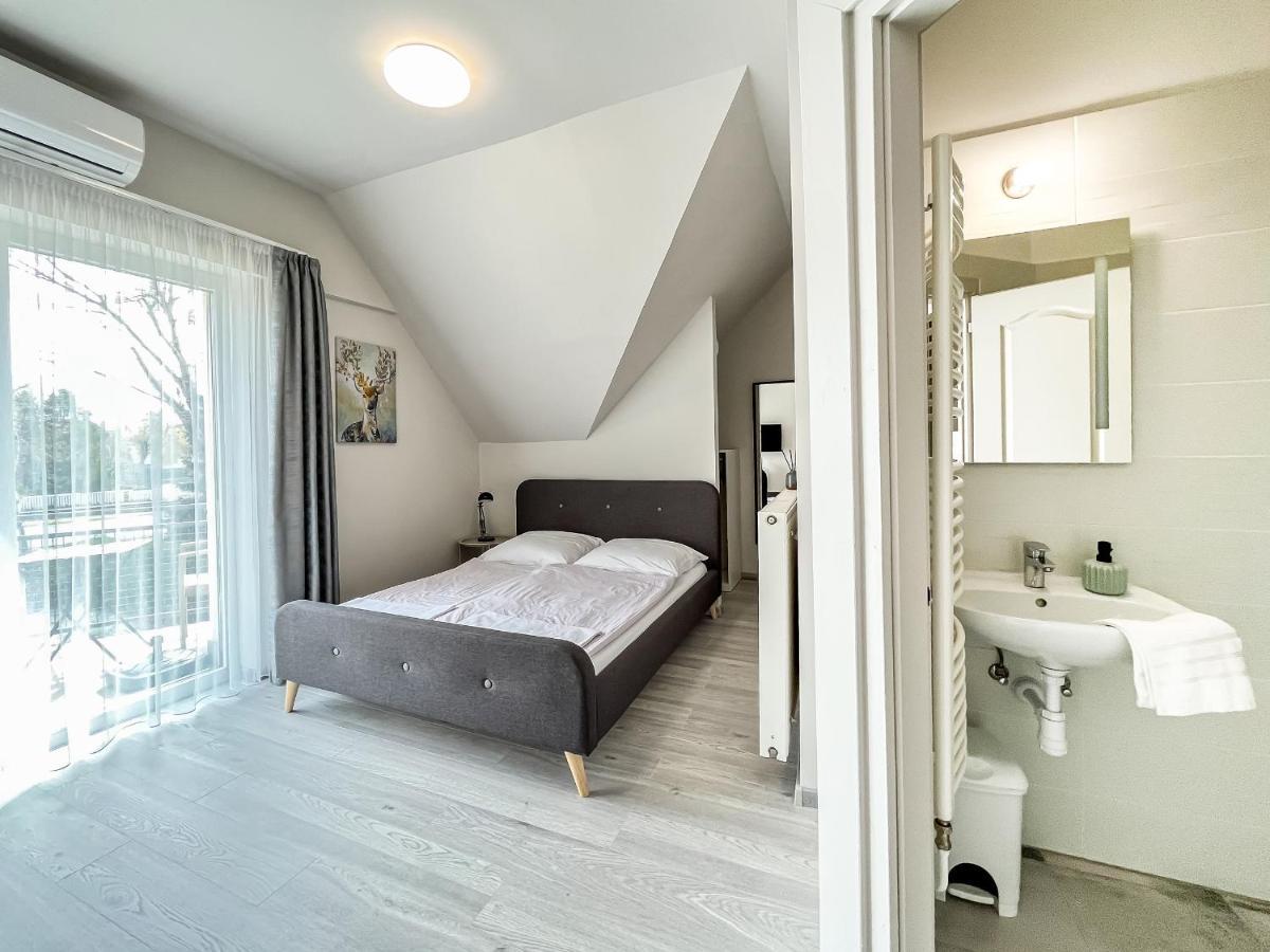 Villa 21 Boutique Rooms Balatonalmadi Luaran gambar