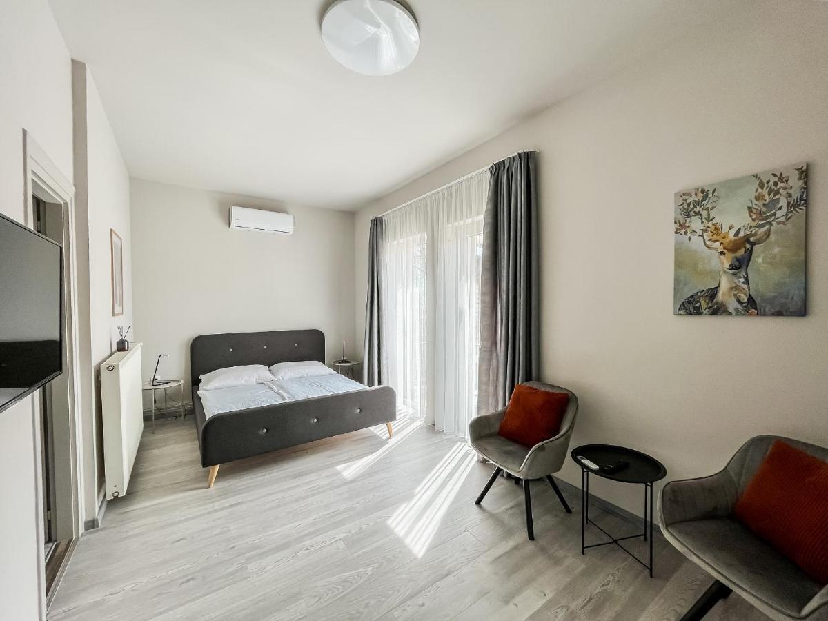 Villa 21 Boutique Rooms Balatonalmadi Luaran gambar